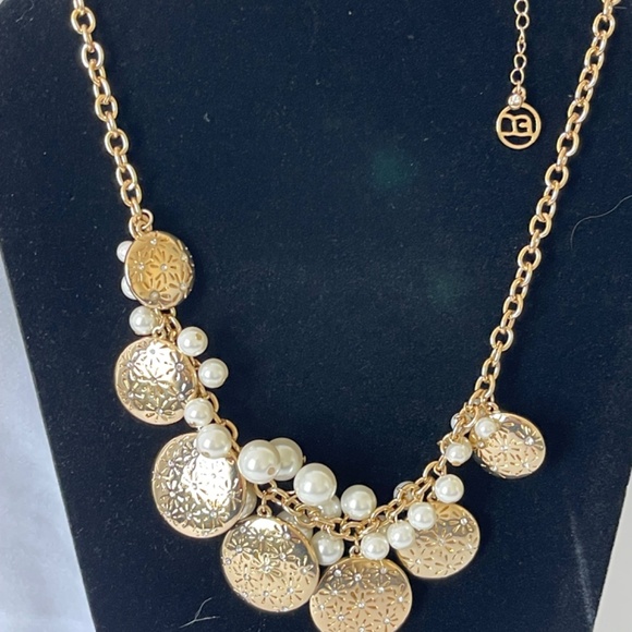 Statement Goldtone Necklace Medallions Chain Faux Pearls Crystals Erica Lyons - Picture 3 of 5